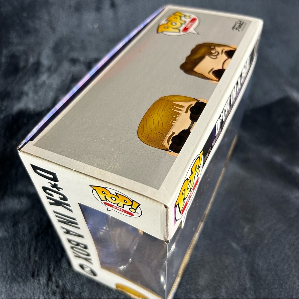 Funko Pop! SNL - Dick In A Box - Vaulted 2 Pack - Picture 5 of 8